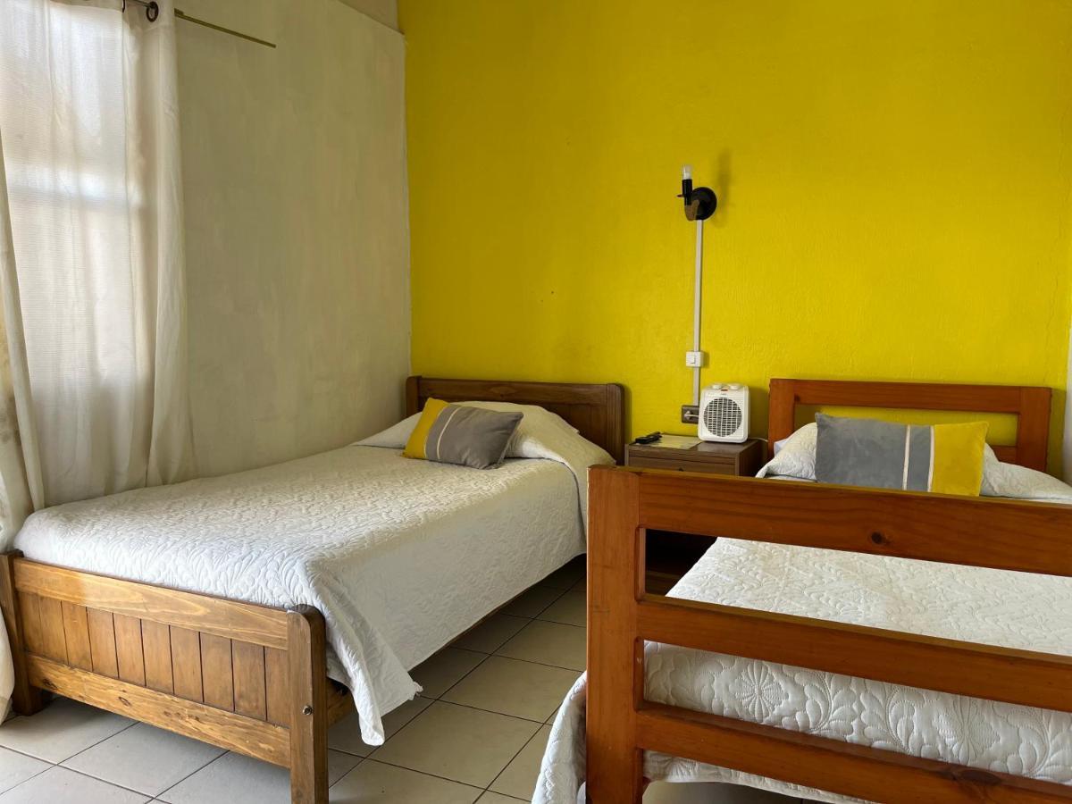 Hostal Avenue La Serena Ngoại thất bức ảnh