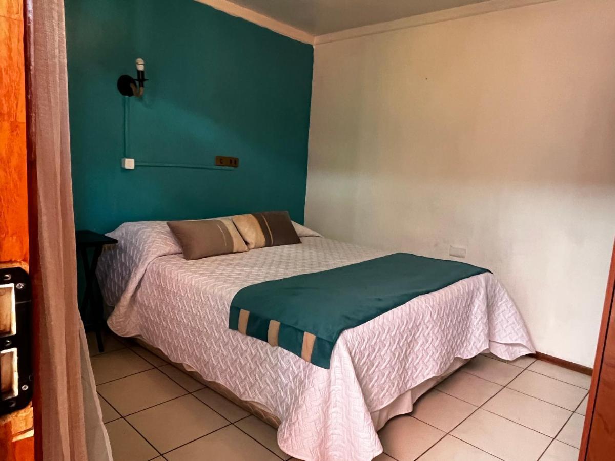 Hostal Avenue La Serena Ngoại thất bức ảnh