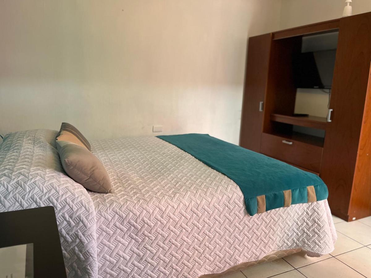 Hostal Avenue La Serena Ngoại thất bức ảnh